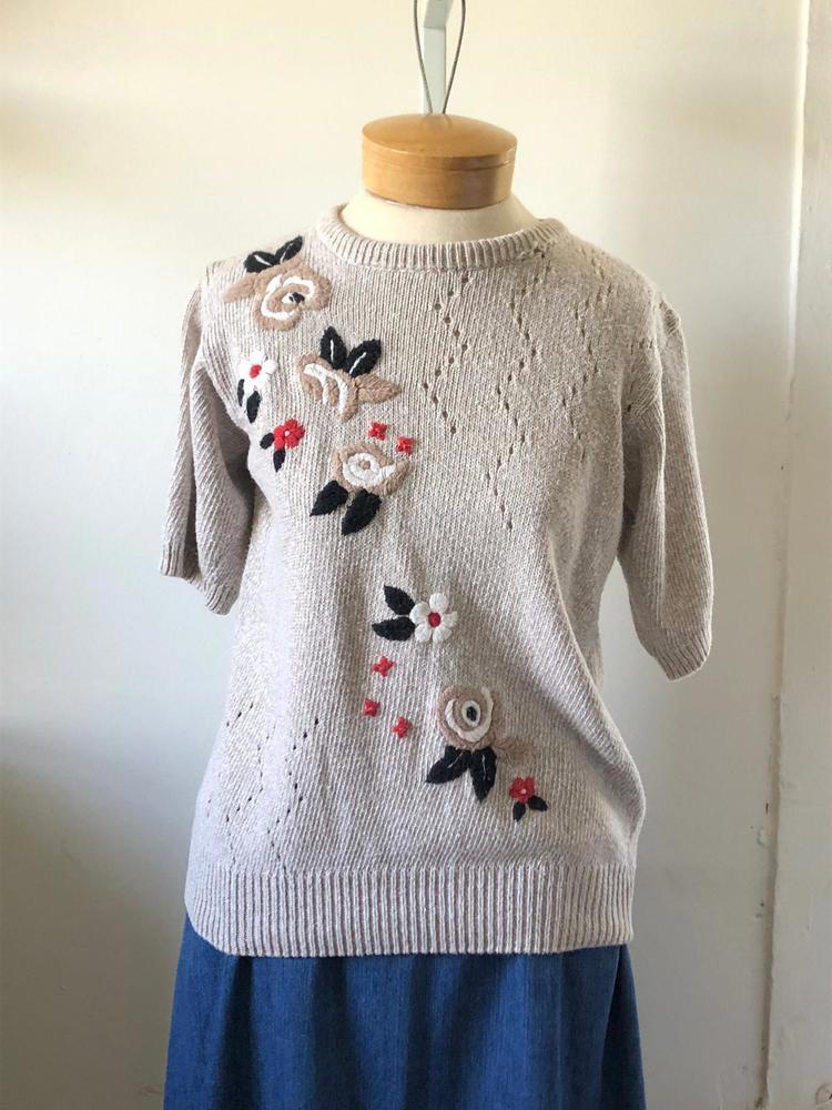 Vintage Floral Short Sleeve Sweater - Alfred Dunner - 1980s Fall/Spring Fashion - Picture 5 of 8
